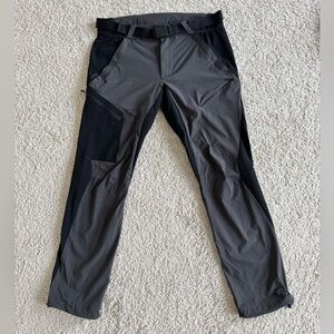 (NEVER WORN)- Decathlon Dual-Tone summer hiking Pants men